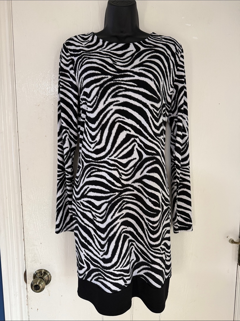 MICHAEL KORS NWT Black & White Zebra Print Long-Sleeve Dress